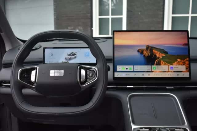 Geely Starray EM-i (2026) thumbnail 2