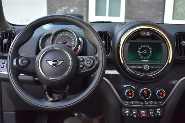MINI Countryman (2020) thumbnail 2
