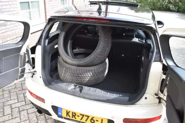 MINI Clubman (2016) thumbnail 6