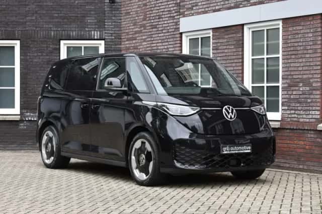 Volkswagen ID. Buzz (2024) thumbnail 1
