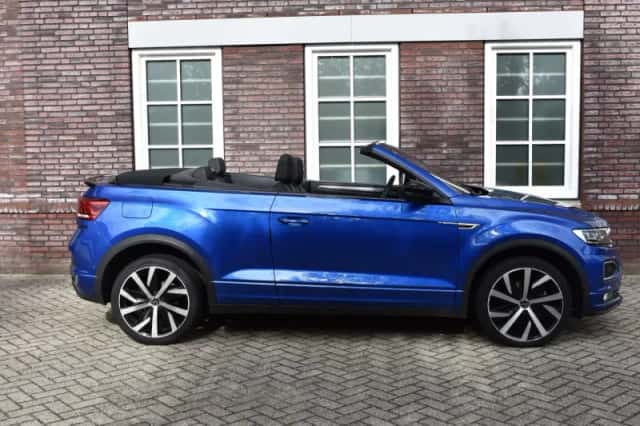 Volkswagen T-Roc (2021) thumbnail 2