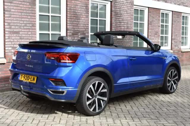 Volkswagen T-Roc (2021) thumbnail 3