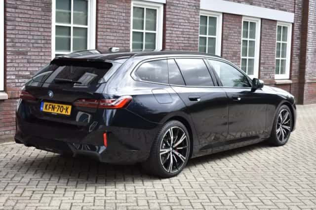 BMW i5 (2026) thumbnail 5