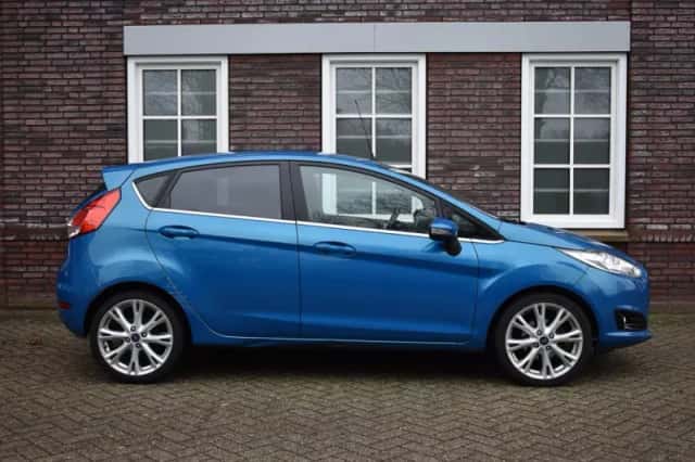 Ford Fiesta (2014) thumbnail 5