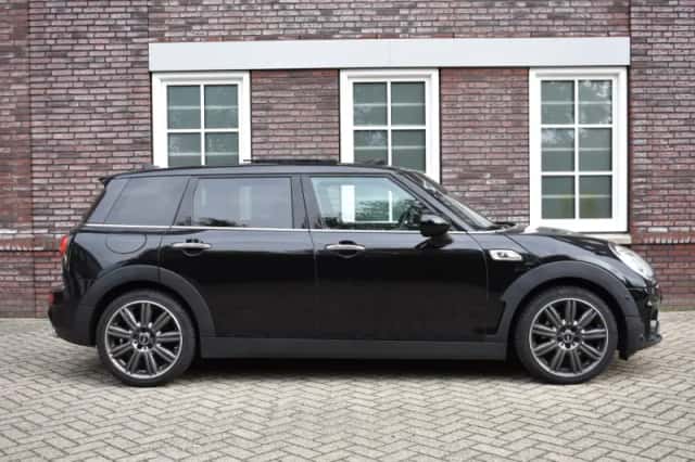 MINI Clubman (2018) thumbnail 5