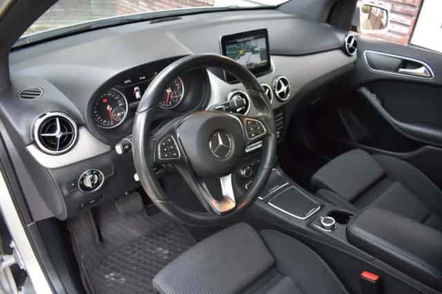 Mercedes-Benz B-Klasse (2018) thumbnail 2