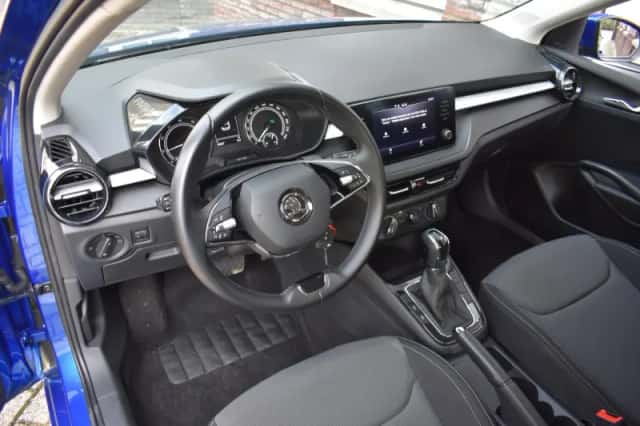 Škoda Fabia (2022) thumbnail 2