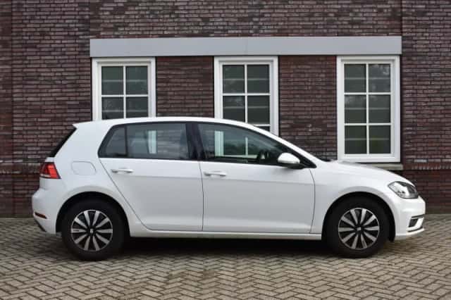 Volkswagen Golf (2018) thumbnail 5