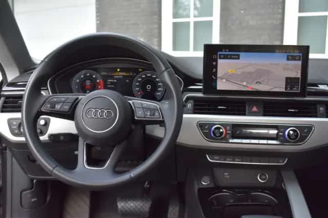Audi A5 (2021) thumbnail 2