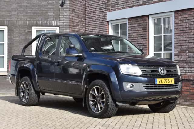 Volkswagen Amarok (2015) thumbnail 1