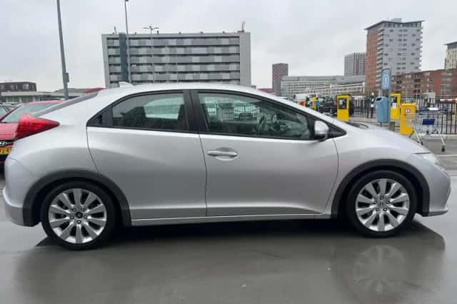 Honda Civic (2012) thumbnail 6