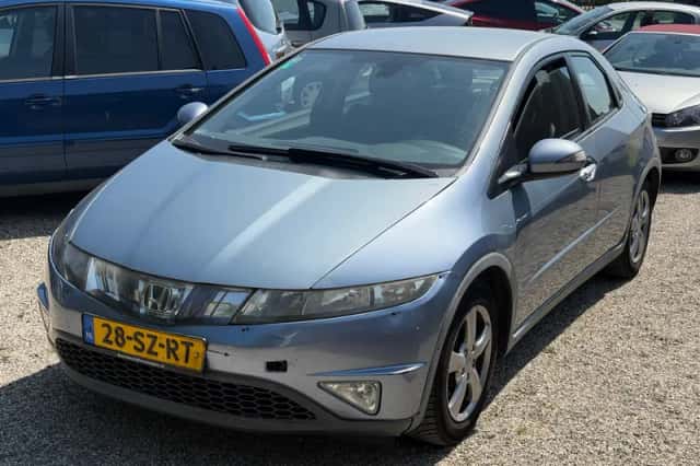 Honda Civic (2006) thumbnail 1