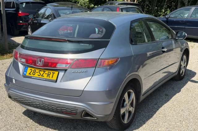 Honda Civic (2006) thumbnail 4