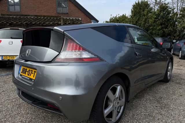 Honda CR-Z (2012) thumbnail 5