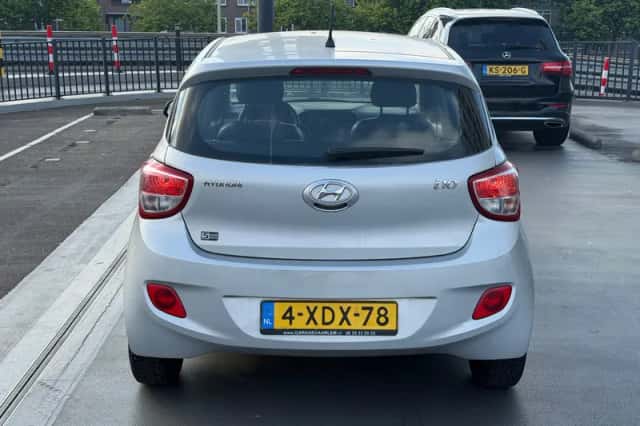 Hyundai i10 (2014) thumbnail 4