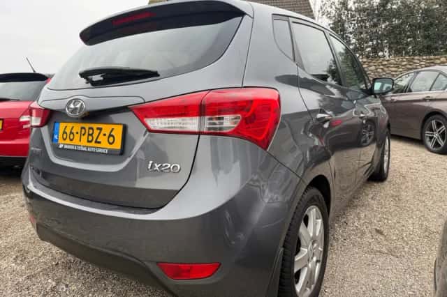 Hyundai ix20 (2011) thumbnail 5