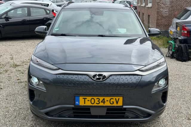 Hyundai Kona (2020) thumbnail 2