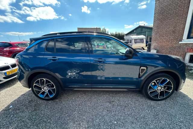 Lynk & Co 01 (2021) thumbnail 4