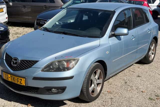 Mazda 3 (2006) thumbnail 1