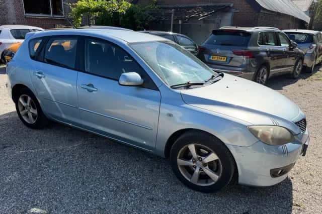 Mazda 3 (2006) thumbnail 4
