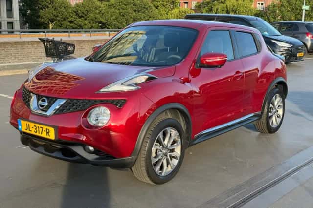 Nissan Juke (2016) thumbnail 1