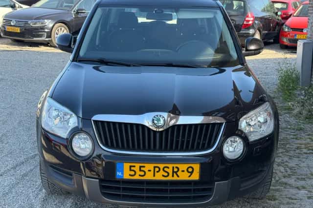Škoda Yeti (2011) thumbnail 2