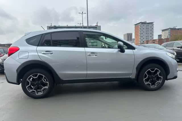 Subaru XV (2012) thumbnail 6