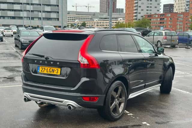 Volvo XC60 (2010) thumbnail 5