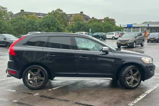 Volvo XC60 (2010) thumbnail 6