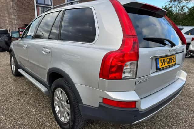 Volvo XC90 (2007) thumbnail 3