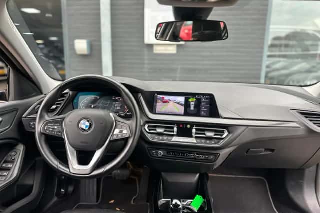 BMW 1-Serie (2021) thumbnail 2