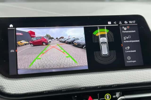 BMW 1-Serie (2021) thumbnail 4