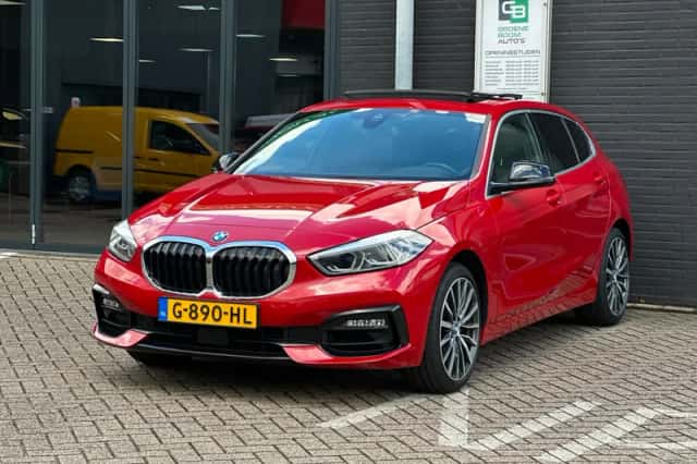 BMW 1-Serie (2019) thumbnail 1