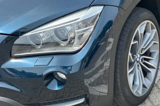BMW X1 (2015) thumbnail 5