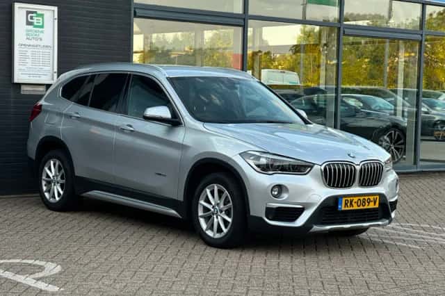BMW X1 (2017) thumbnail 5