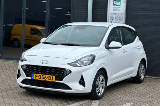 Hyundai i10 (2022) thumbnail 1