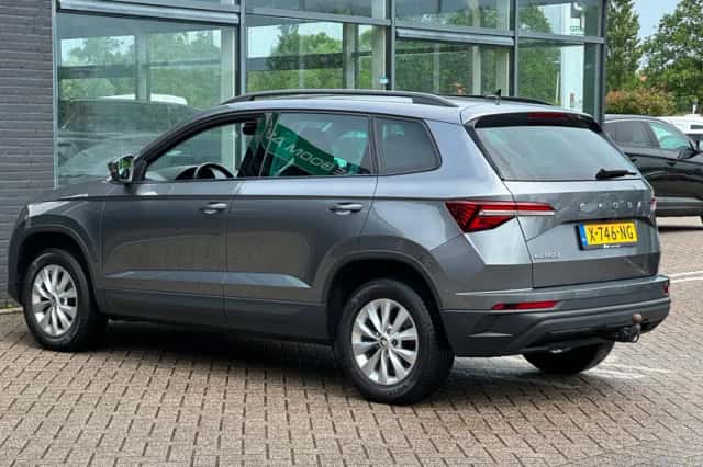 Škoda Karoq (2024) thumbnail 3