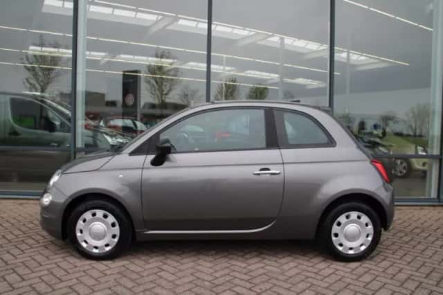 Fiat 500 (2021) thumbnail 3