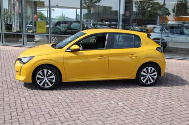 Peugeot 208 (2020) thumbnail 2