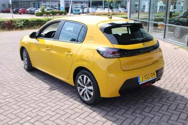 Peugeot 208 (2020) thumbnail 3