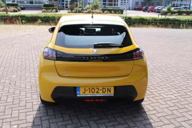 Peugeot 208 (2020) thumbnail 4