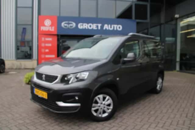 Peugeot Rifter (2020) thumbnail 1
