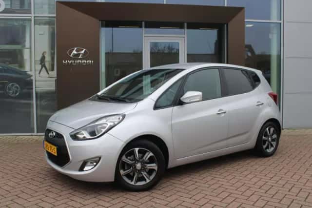 Hyundai ix20 (2017) thumbnail 1