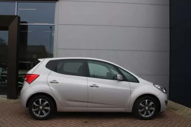 Hyundai ix20 (2017) thumbnail 5