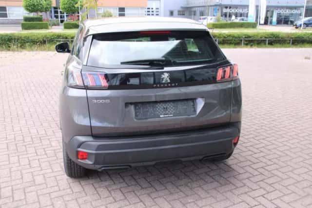 Peugeot 3008 (2021) thumbnail 5