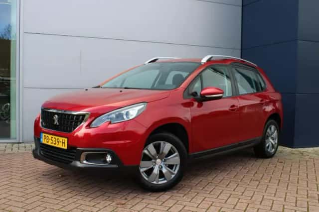 Peugeot 2008 (2017) thumbnail 1