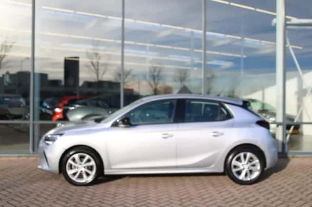 Opel Corsa (2023) thumbnail 2