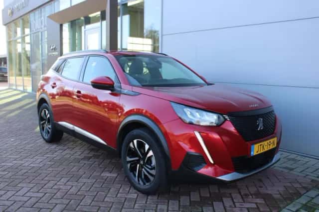Peugeot 2008 (2020) thumbnail 6