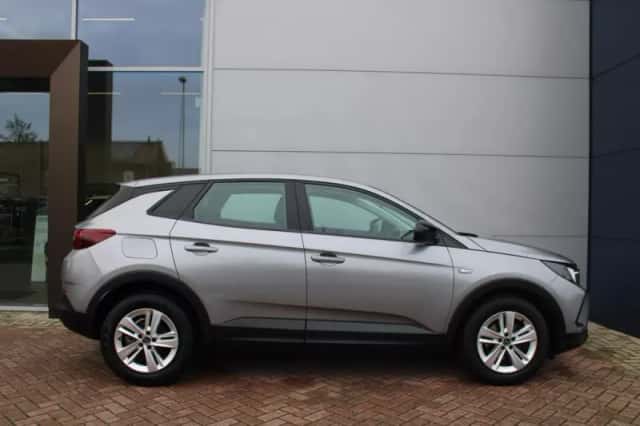 Opel Grandland (2022) thumbnail 5