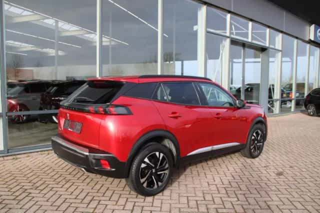 Peugeot 2008 (2020) thumbnail 4